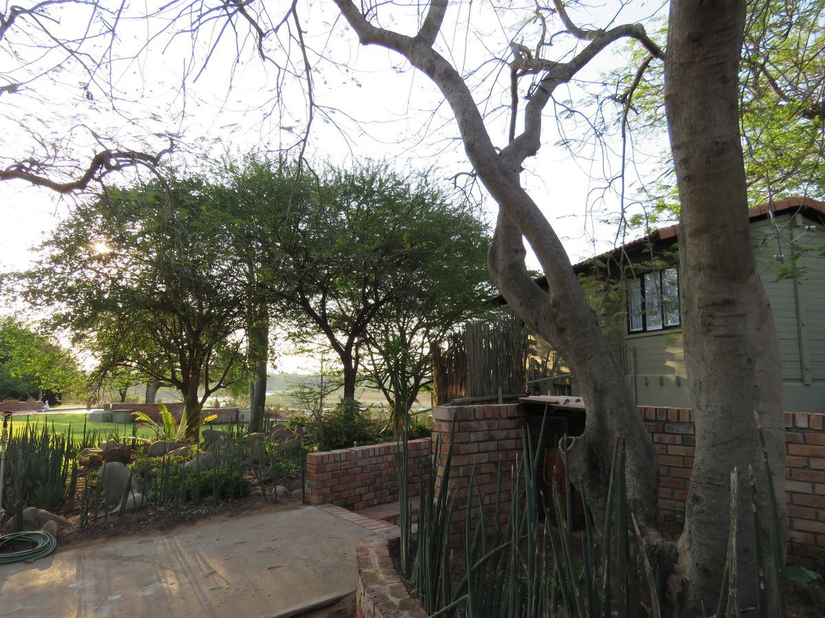 הוילה מרלות' פארק Kruger View Tree House מראה חיצוני תמונה